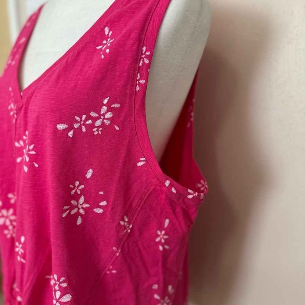 Floral Pink and White with Tie Women's Top NWT - Picture 2 of 7